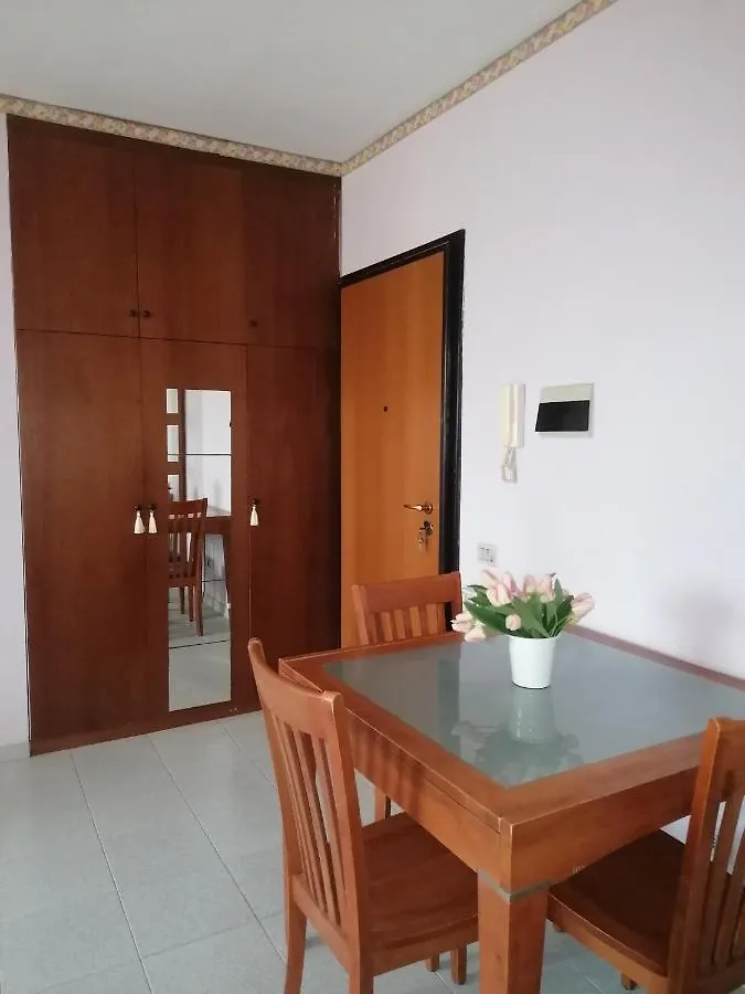 Da Michelina Apartment Lido di Ostia 0*,  Italy